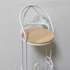 【極美品】ニトリ トイレットペーパーホルダー ネコ ホワイトの画像