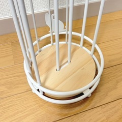 【極美品】ニトリ トイレットペーパーホルダー ネコ ホワイトの画像