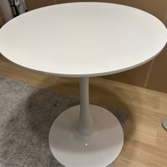 丸型 ダイニングテーブル ホワイトの画像