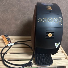 ネスカフェ ゴールドブレンド バリスタ フィフティ ウッディブラウン の画像