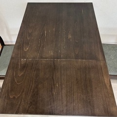 ダイニングテーブルの画像