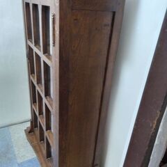 アンティーク調　シェルフ　飾り棚　本棚　コレクションケースの画像