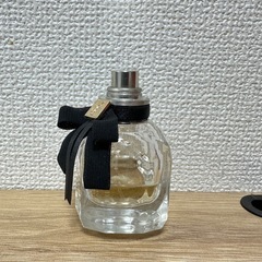 イブサンローラン　モンパリ オーデパルファム 30ml フタなしの画像