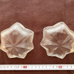 ガラス製　小鉢　もみじ型　小皿の画像