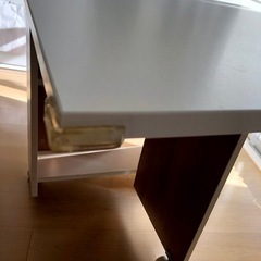 バタフライテーブルの画像