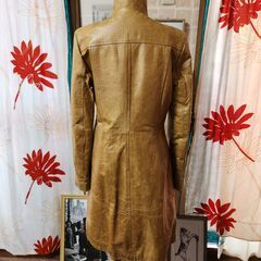 新品未使用、タグ付。定価110,000円。Max＆co 極上レザーロングコート、いかがでしょうか？の画像