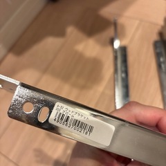 棚受け金具　3個ずつ6個の画像