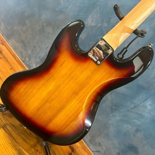 リバースヘッドジャズベース レフティ (no brand)