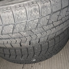 BRIDGESTONEスタッドレスタイヤの画像
