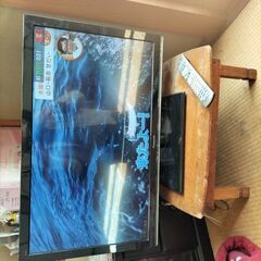 32インチ液晶テレビの画像