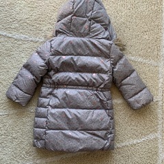 GAP キッズ ダウンコート 4歳の画像