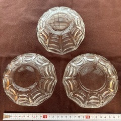 ガラス製　深鉢 ３つまとめの画像