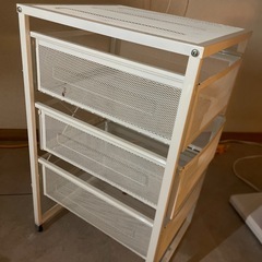 IKEA 収納　3段の画像