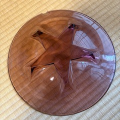 紫色　ガラス製　星型　丸型　大皿の画像