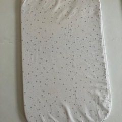  折りたたみベビーベッド グレー マット付きの画像