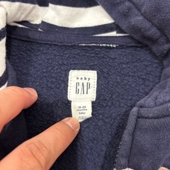 baby GAP 18〜24months 紺色フード付きアウターの画像