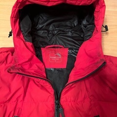 洗えるフュージョンダウンフーディー　ワークマン　Mサイズの画像