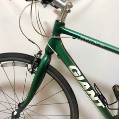 24段変速！GIANT ジャイアント　ESCAPE エスケープ R3  クロスバイク　自転車　チャリ　スポーツバイクの画像