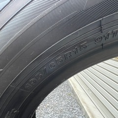 【未使用品】４本　195/65R15 スタッドレス　YOKOHAMA iceGUARD iG52C 2023年製　アイスガード　の画像