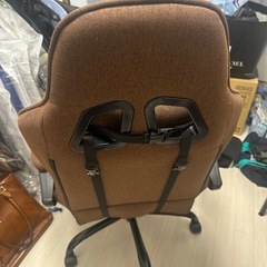 ゲーミングチェアの画像