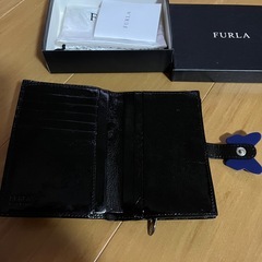 FURLA 2つ折り財布 美品の画像