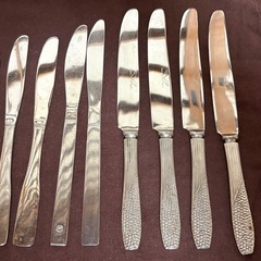 ｛取引中｝ナイフ　いっぱいの画像