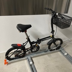 折りたたみ自転車の画像