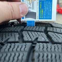 スタッドレスタイヤの画像