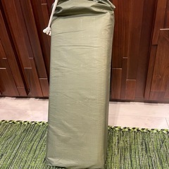 アウトドア折りたたみアルミ保温マットの画像