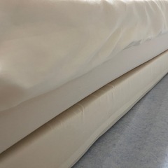 ニトリ　厚み10センチ　マットレス　三つ折り　難ありの画像