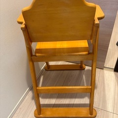 アンパンマンのダイニングチェアの画像