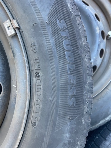 165/70R14 スタッドレスタイヤ ホイール