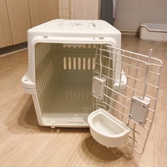 エアトラベルキャリー ペットキャリー 小型犬用 ホワイト54L x 38W x 37H cmの画像