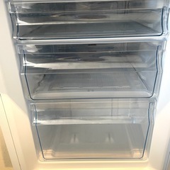 都内送料無料】Hisenseハイセンス冷蔵庫HR-D1701 W余裕の収納175L の画像