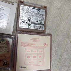 アイシャドウ4点セットの画像