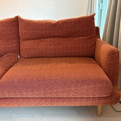 ケユカ KEYUCAソファ 3人掛け オレンジ　布製　ファブリックの画像