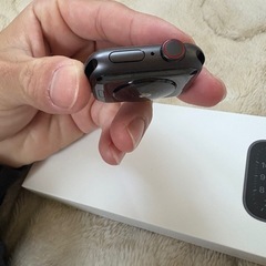 Apple WatchSE40mm セルラーモデルの画像