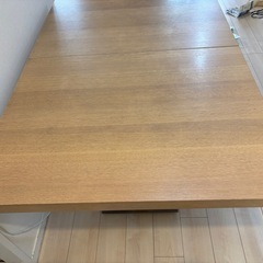 BoConcept ボーコンセプト　伸長式　ダイニングテーブル　テーブルの画像