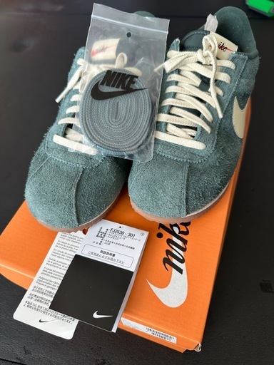 【新品・未使用・タグ付き】NIKE W CORTEZ VNTG “VINTAGE GREEN/MUSLIN” 27cm（メンズUS10 / ウィメンズ27cm）
