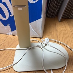 デスクライトの画像