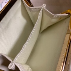 三つ折り財布の画像