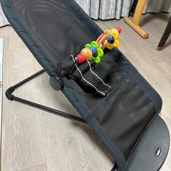 ベビービョルン バウンサー／アップリカ バスチェアの画像