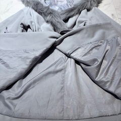 NICE CLAUP ファー付きコートの画像