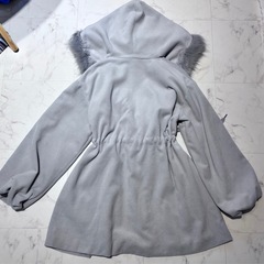 NICE CLAUP ファー付きコートの画像