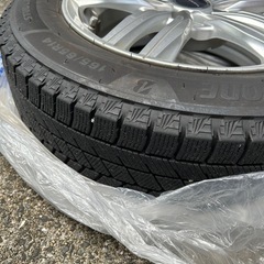 値段相談可。スタッドレスタイヤ156/65R14の画像