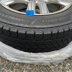 値段相談可。スタッドレスタイヤ156/65R14の画像