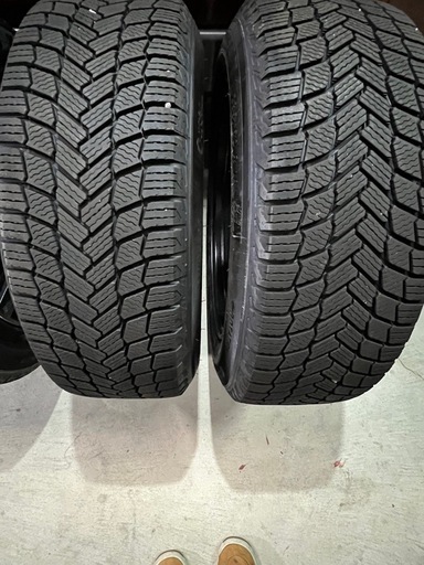 メルセデスベンツ GLCクラス等　smartline PCD112-5穴 X-ICE  SUV ミシュランスタッドレスタイヤ 4本235/60R18 [8Jx18 ET43] 溝あり！