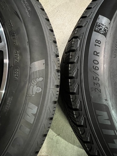 メルセデスベンツ GLCクラス等　smartline PCD112-5穴 X-ICE  SUV ミシュランスタッドレスタイヤ 4本235/60R18 [8Jx18 ET43] 溝あり！