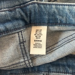 H&Mダメージオーバーオール(7～8歳)の画像