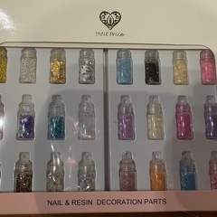 《新品》ネイルキット ジェルネイル ステッカー ネイルフォーム デコパーツ等の画像